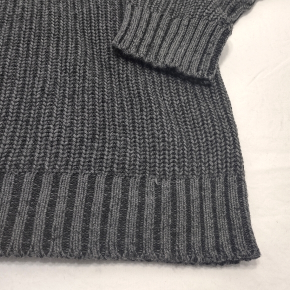 G. H. Bass & Co. Gray Ribbed Knit 1/4 Zip Mock Neck Pullover Sweater - Picture 9 of 16